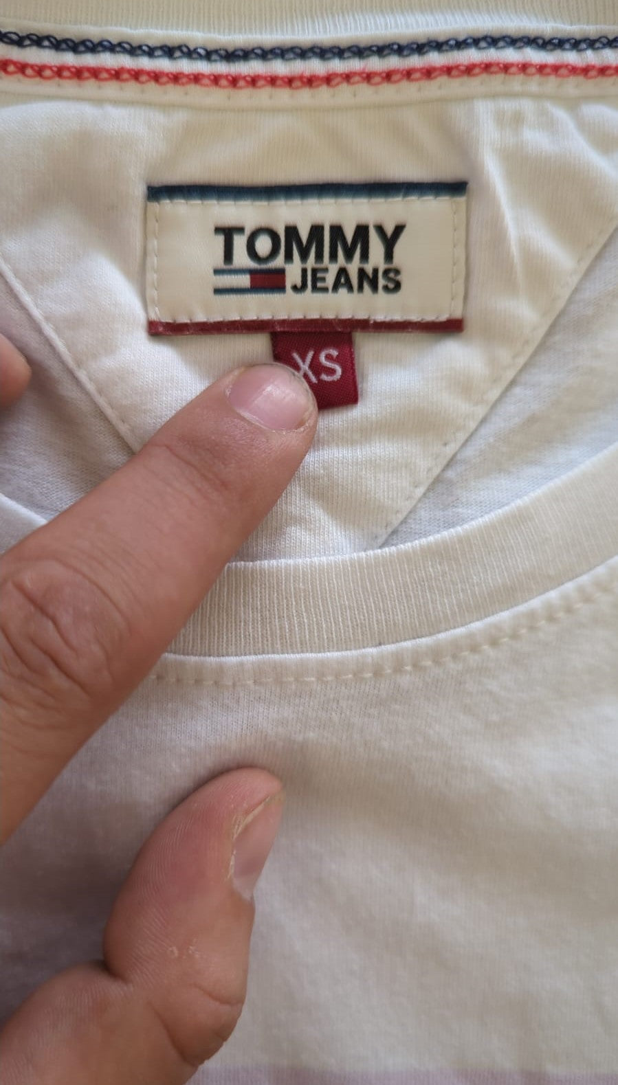 Camiseta Tommy Jeans Ref. 00112
