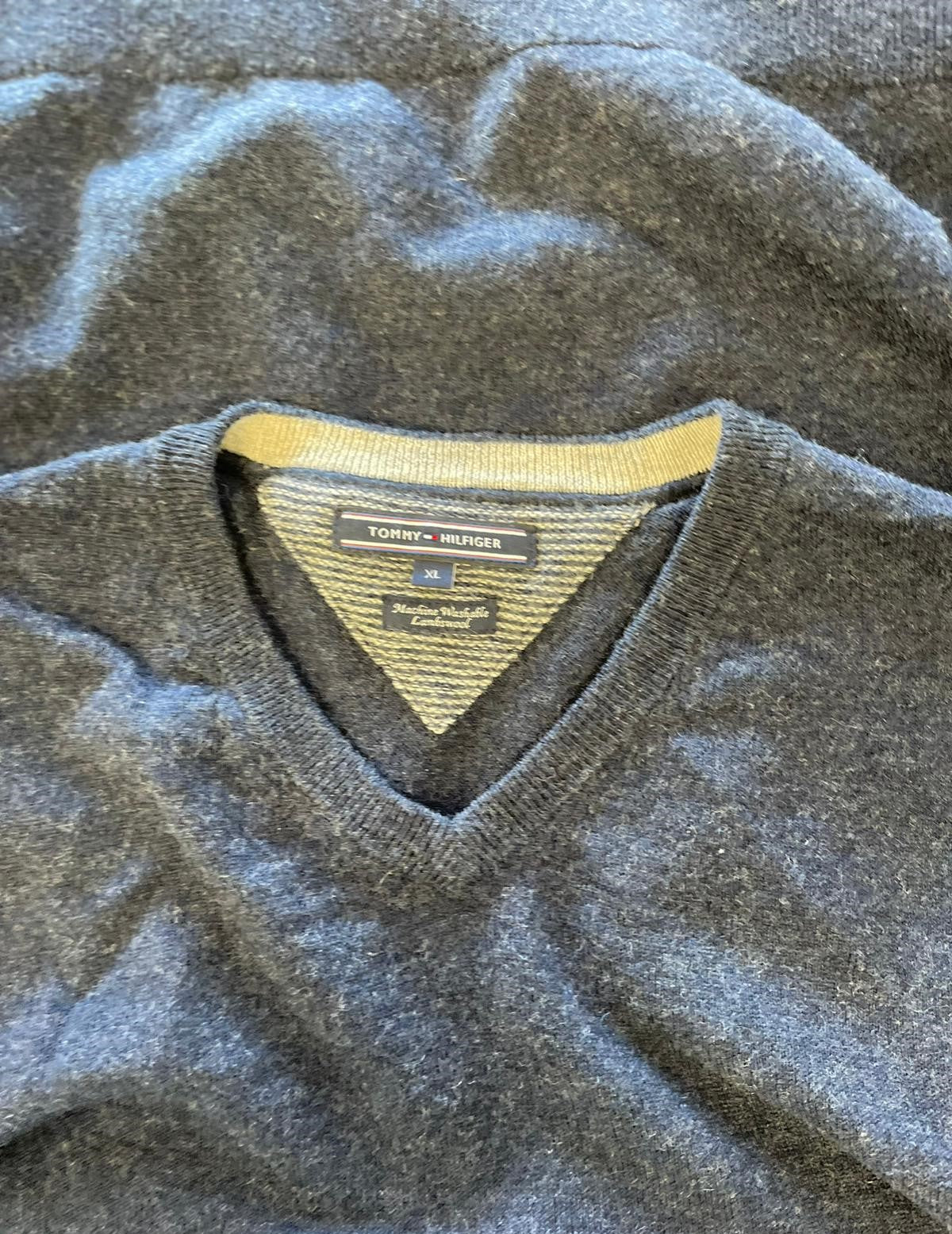 Pull Tommy Hilfiger Réf.00353