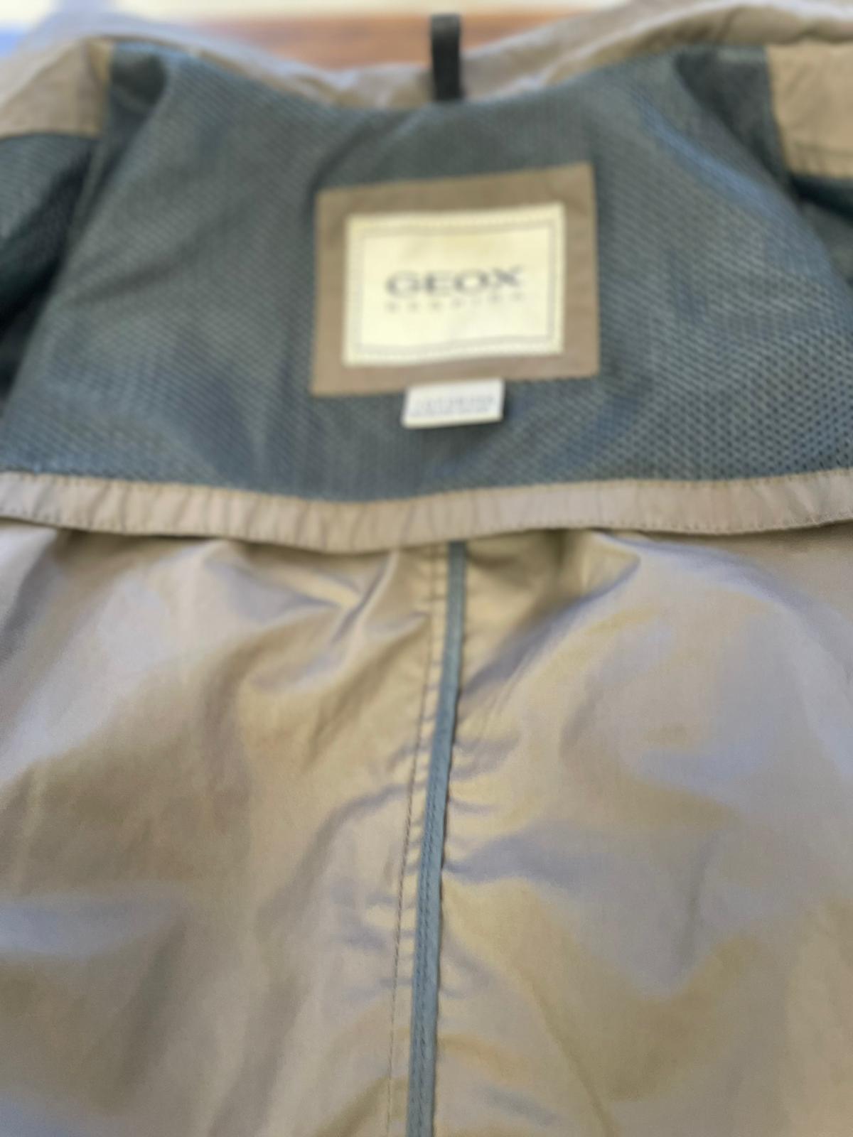 Veste Geox réf. 00732 (abîmée)