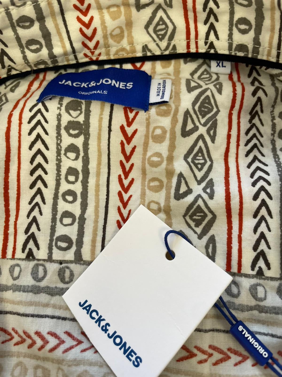 Chemise Jack & Jones réf. 00877 (endommagée)