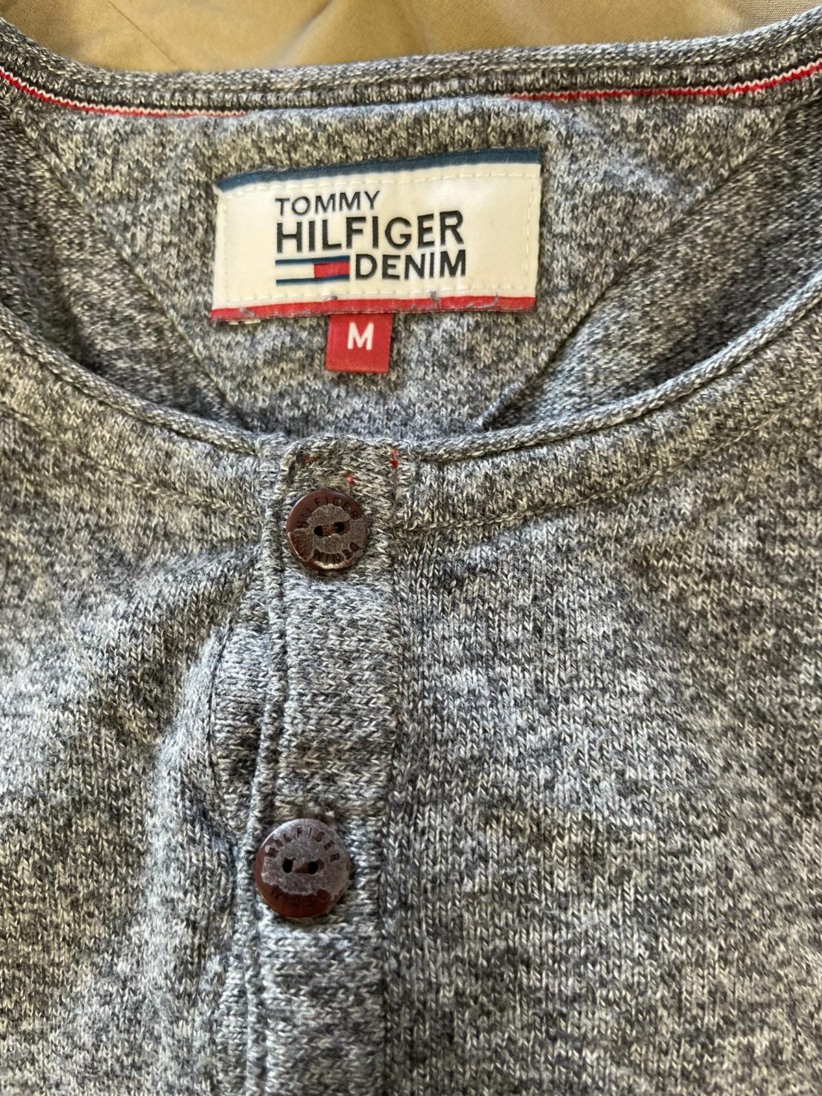T-shirt Tommy Hilfiger Réf. 02684