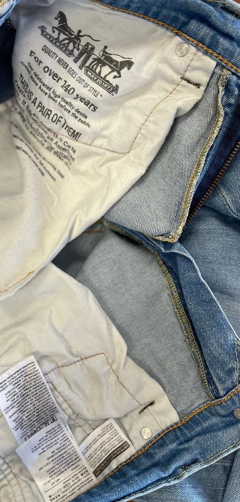 Pantalon Levi's 751 Réf. 01068