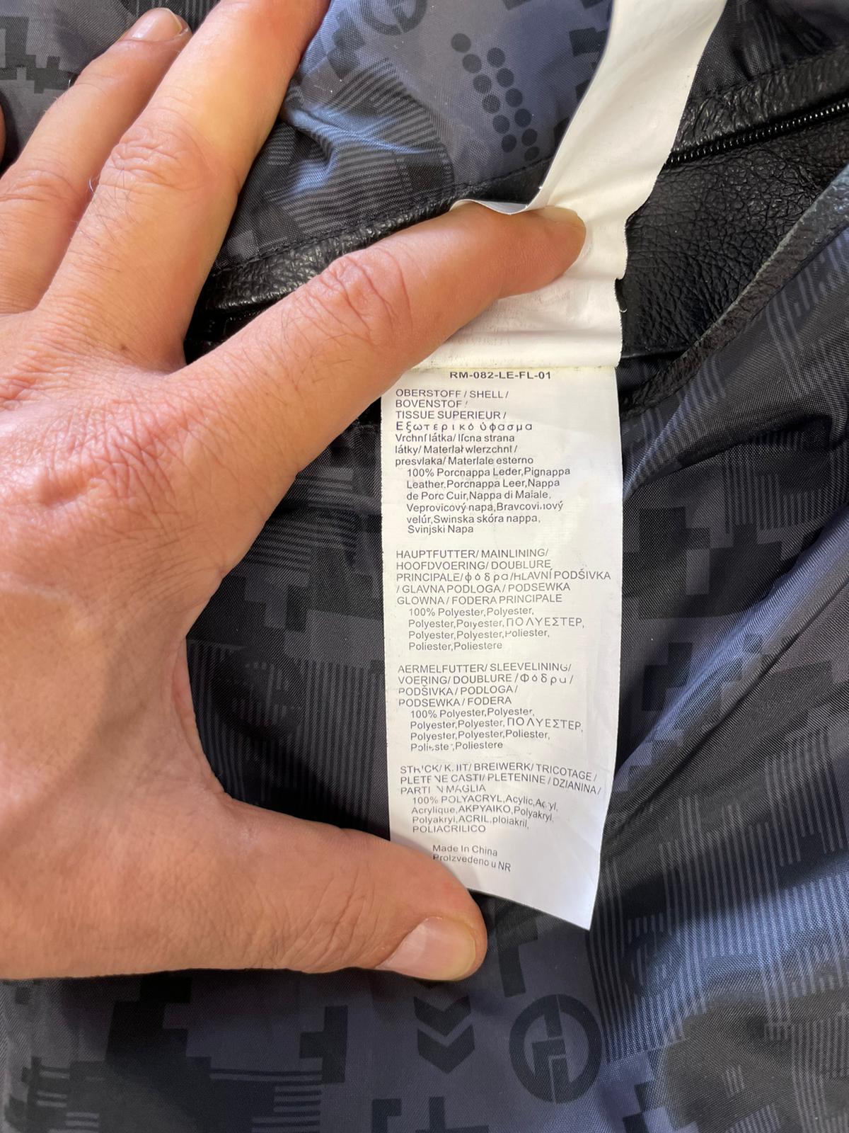 Test de la veste en cuir écologique réf. 01267