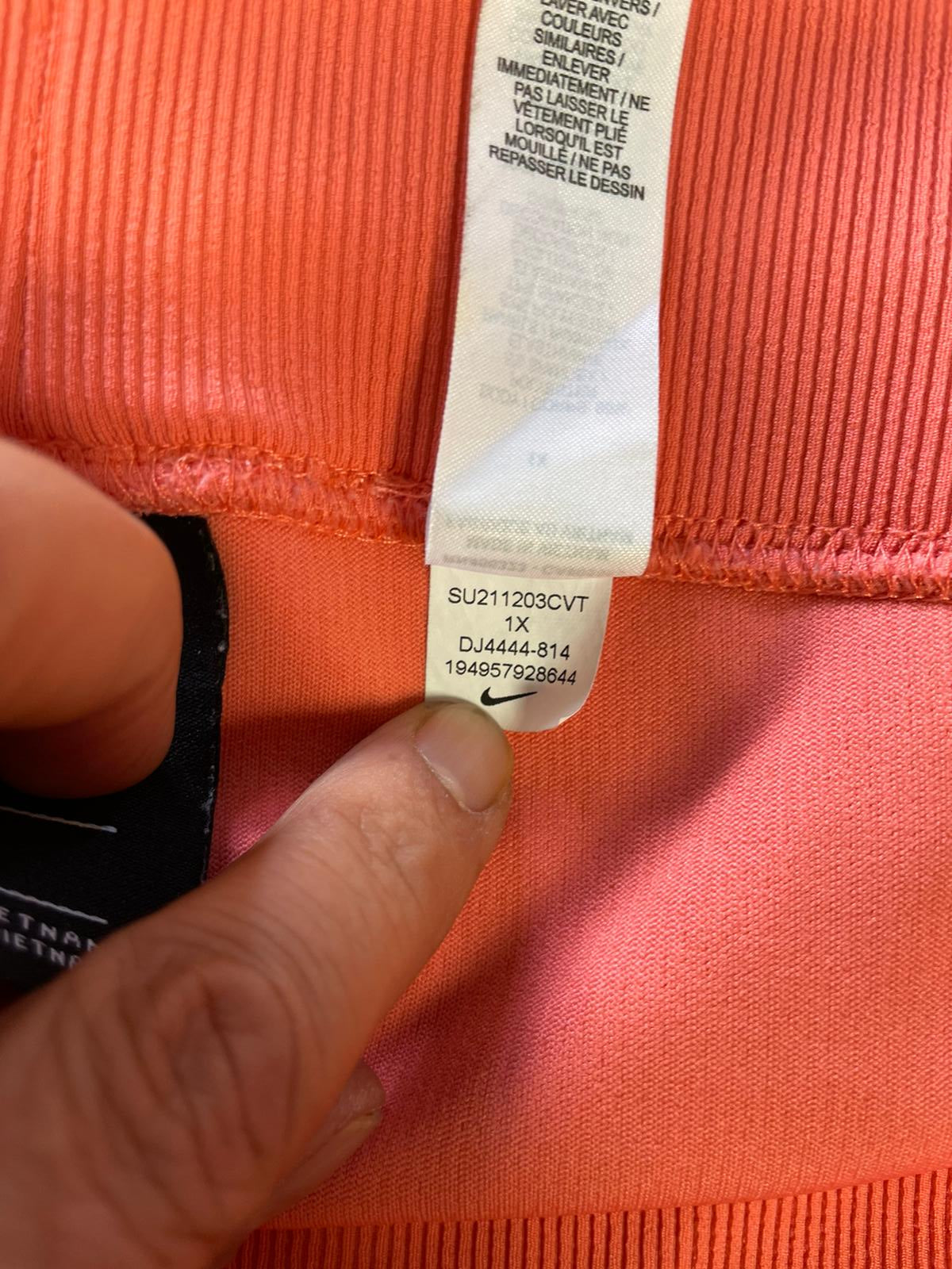 Short de sport Nike Réf. 01754