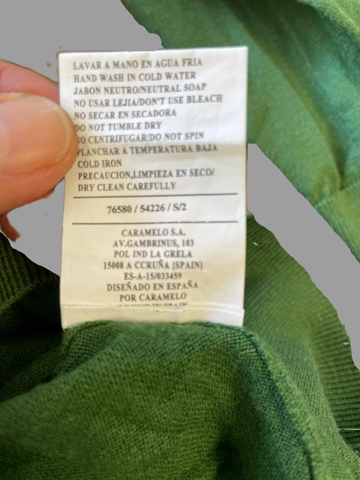 Pull col V caramel réf.01874