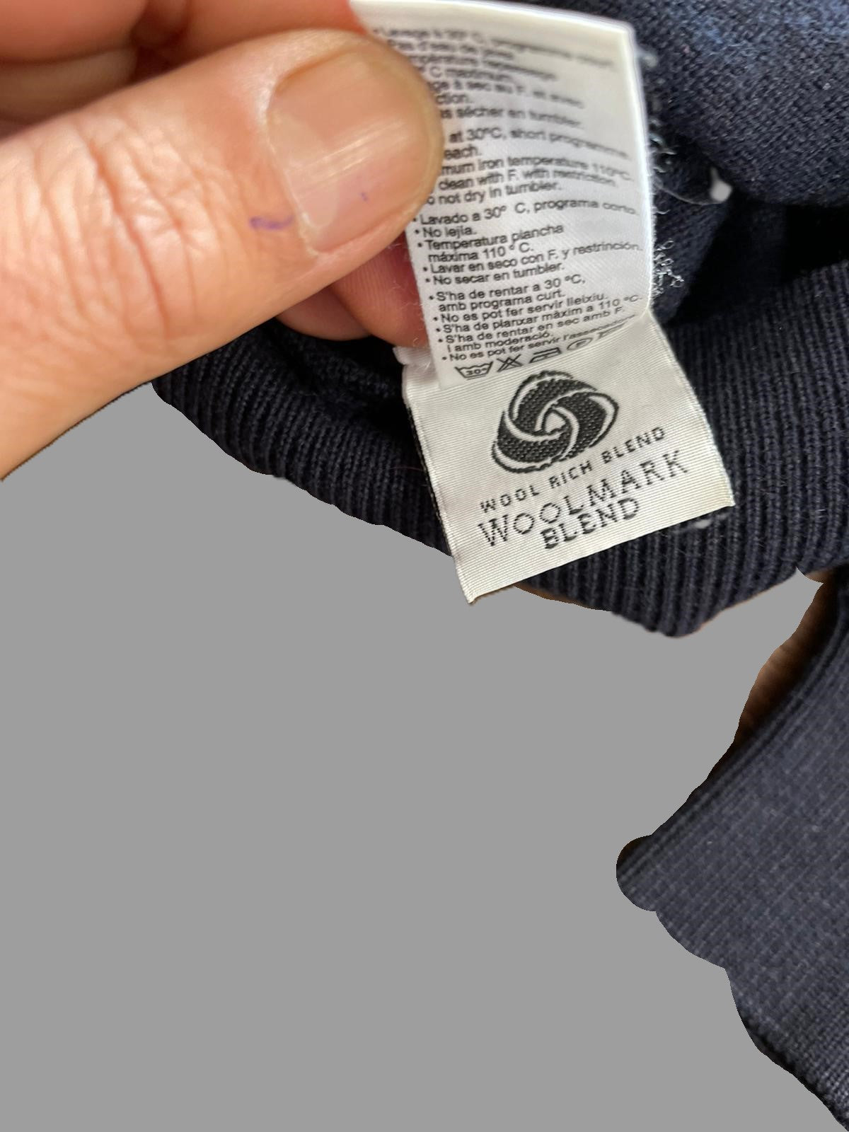 Pull col V Réf.02415