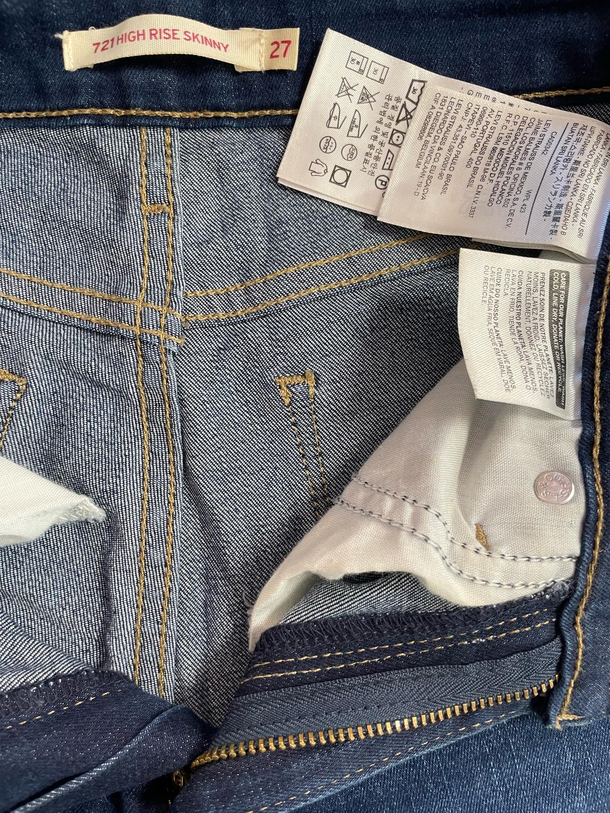 Pantalón Levi's 721 Ref.03001