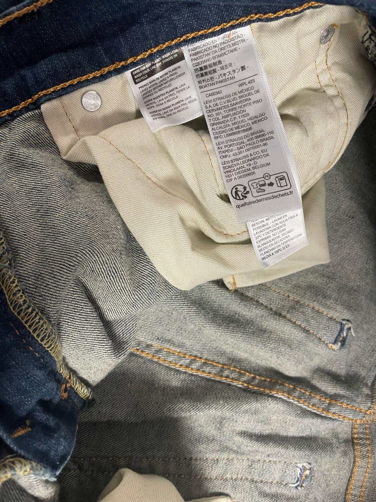 Pantalón Levi's 502 Ref.10273