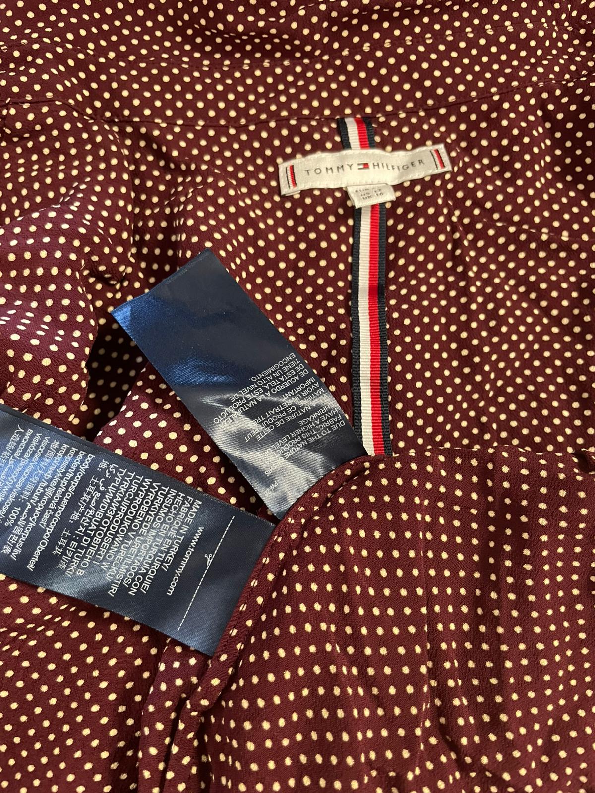 Camiseta Tommy Hilfiger Ref.10365