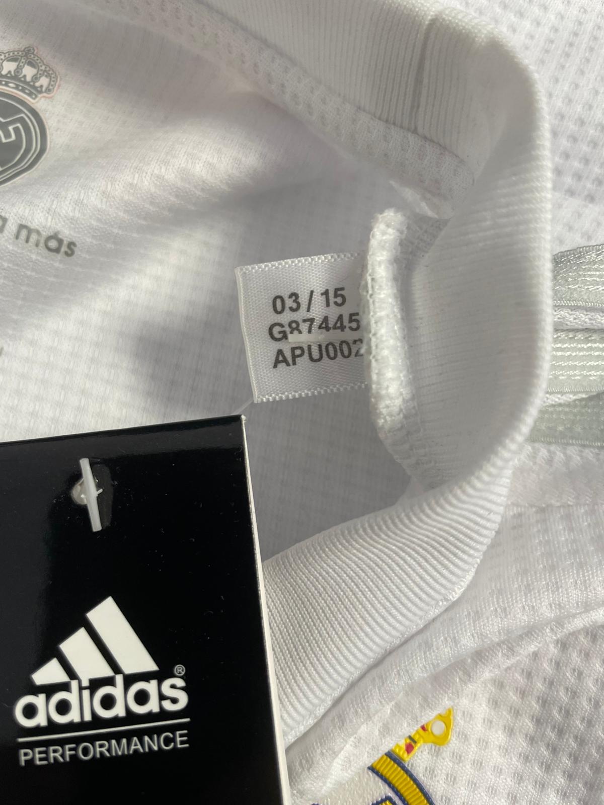 Camiseta Real Madrid T.M Versión Gris / Blanca