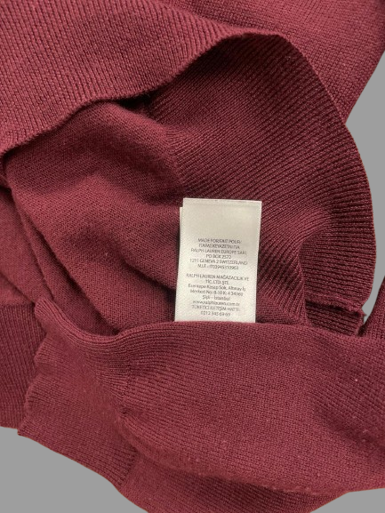 Pull col V Réf.0236