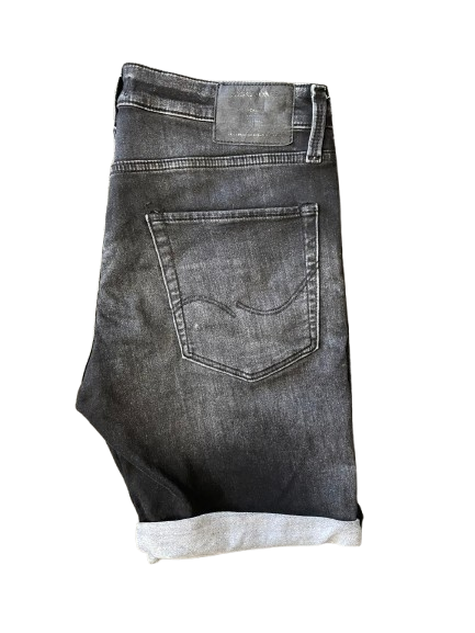 Short Bershka Ref.10322