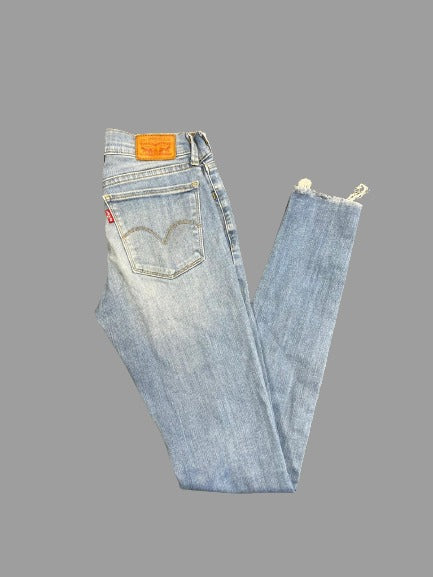 Pantalón Levis Ref.01094