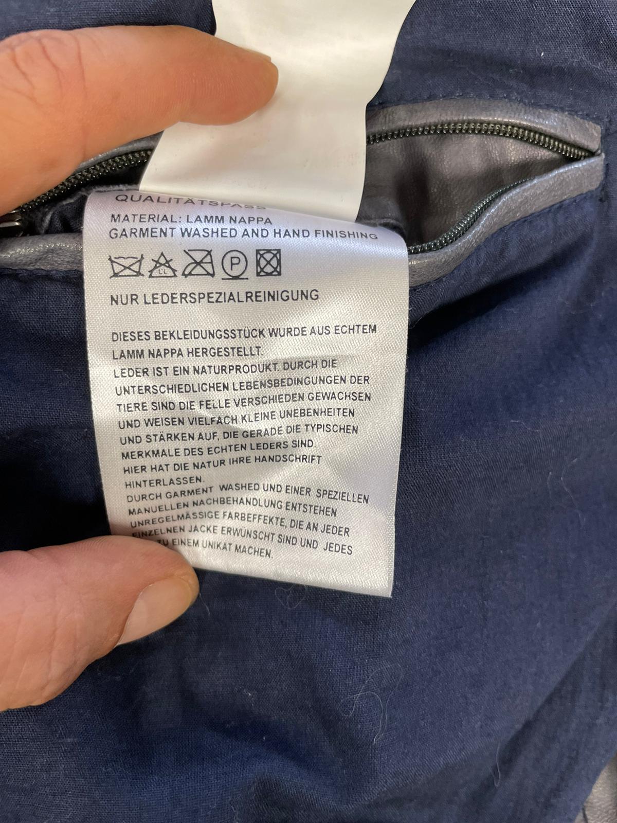 Veste en cuir écologique argenté et doré réf. 01271