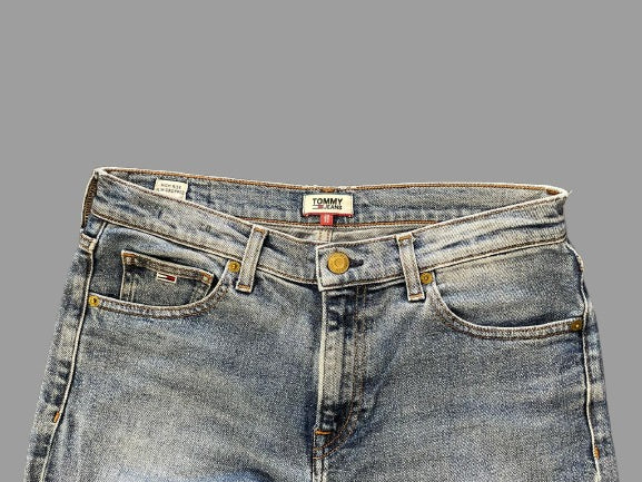 Jean femme Tommy Hilfiger Réf. 02104