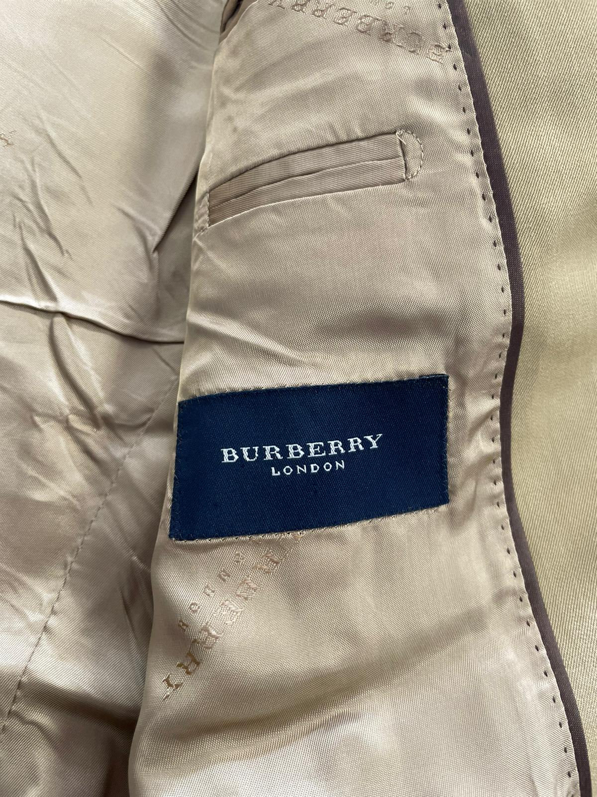 Traje BurBerry Hombre Ref.02245