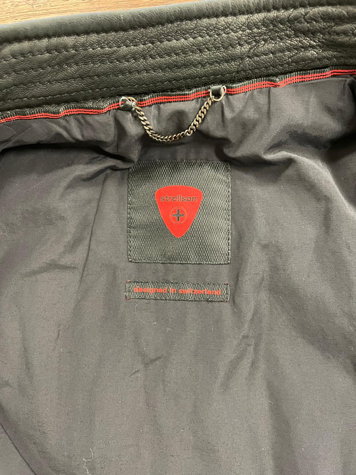 Veste en cuir Strellson réf. 02834