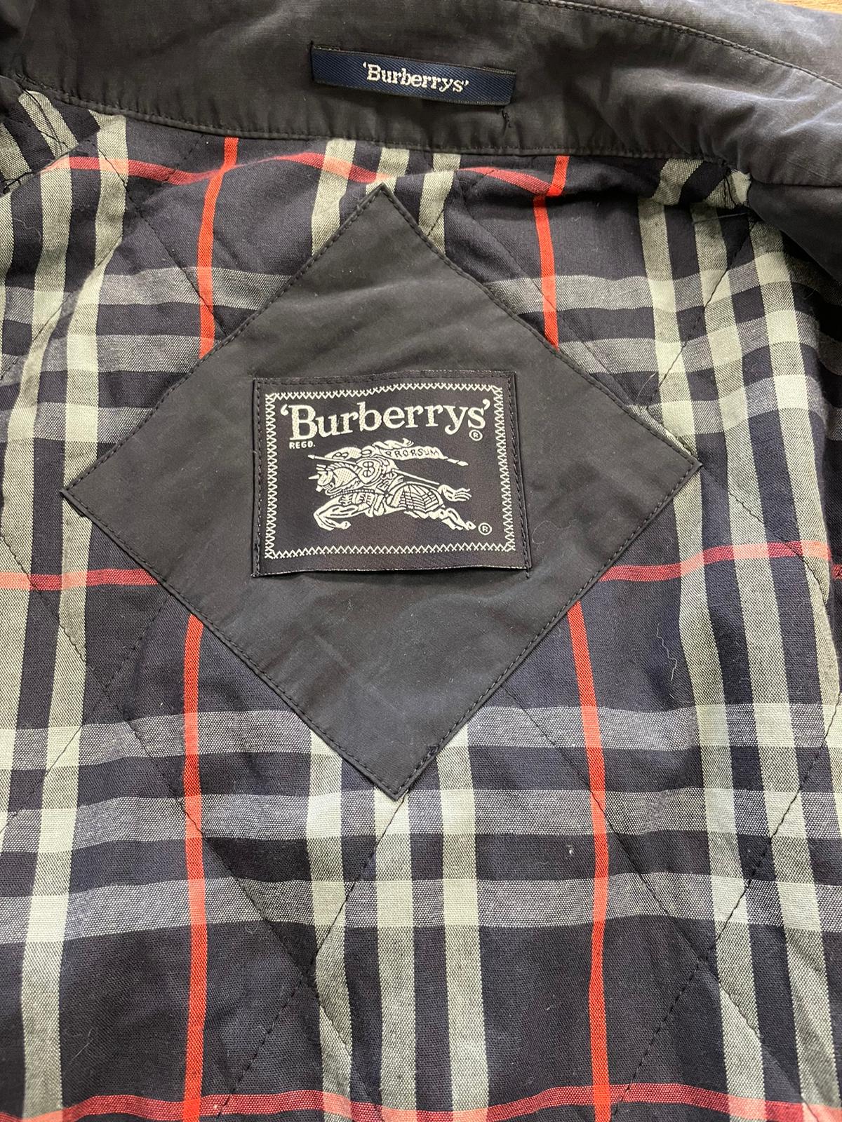 Trench Burberry Réf. 02851