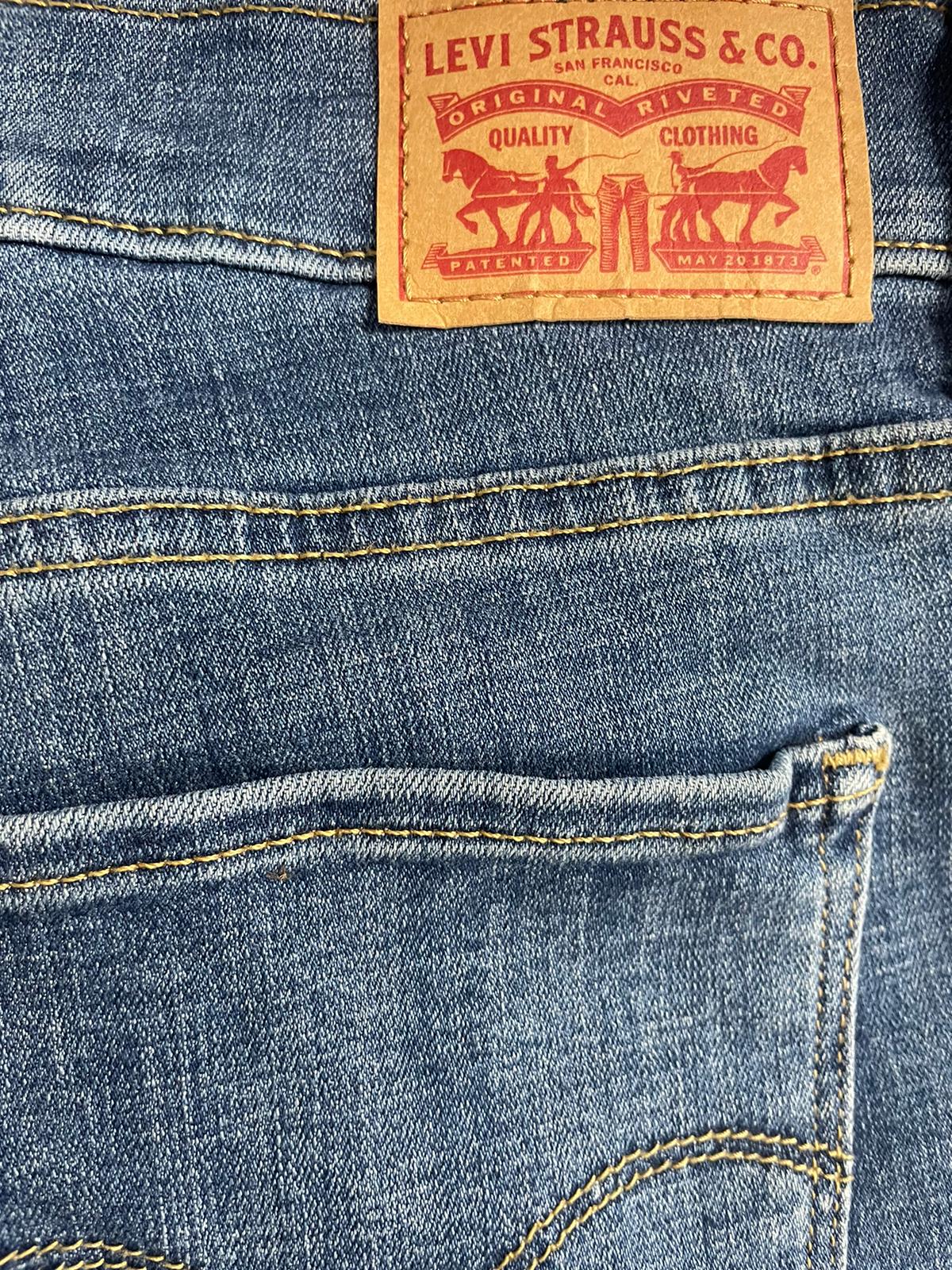 Pantalón Levi's 314 Ref.10301