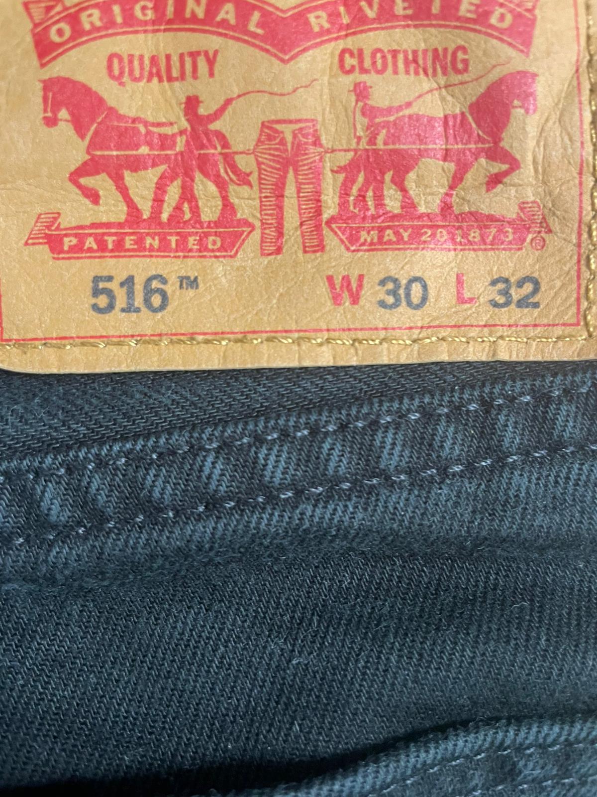 Pantalón Levi's 519 Ref.10448