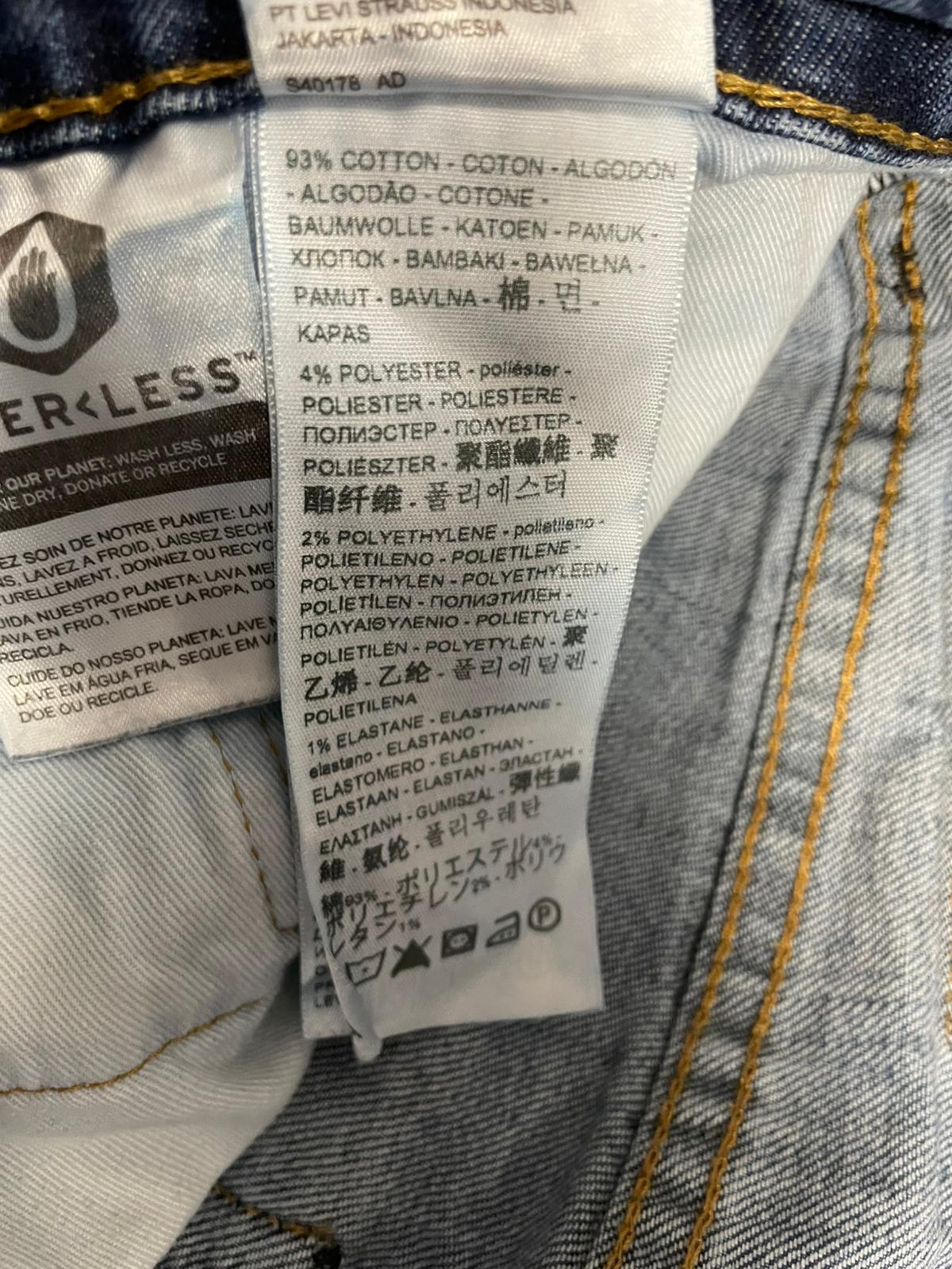 Pantalón Levi's 502 Ref.10628